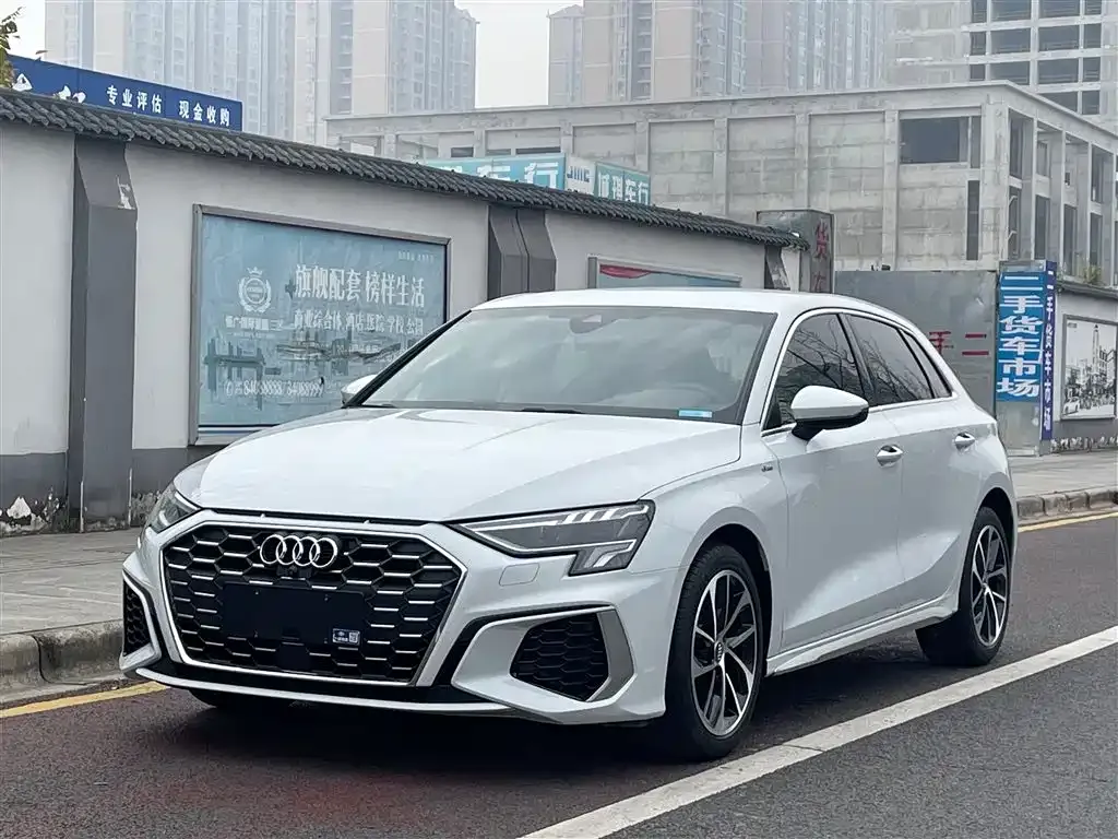 Audi A3 2022 из CN, фото 1