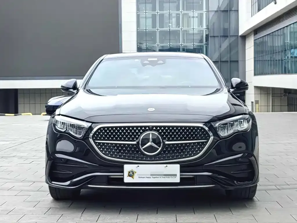 Mercedes-Benz E-Class 2023 из CN, фото 3