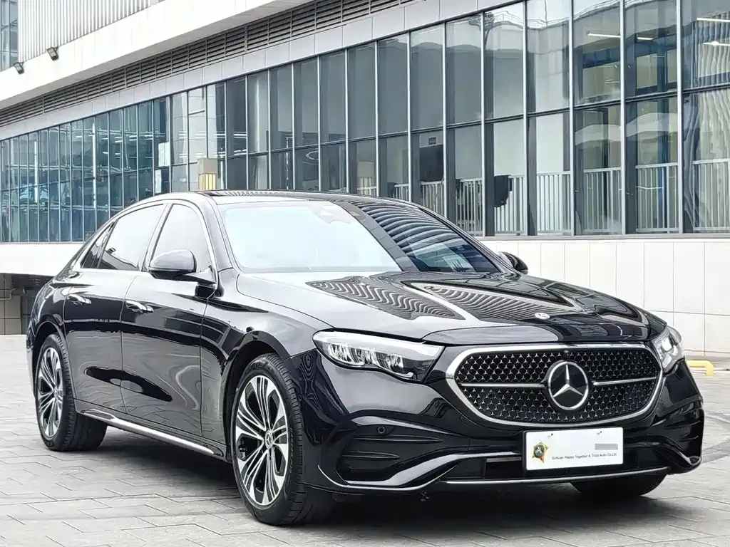 Mercedes-Benz E-Class 2023 из CN, фото 8