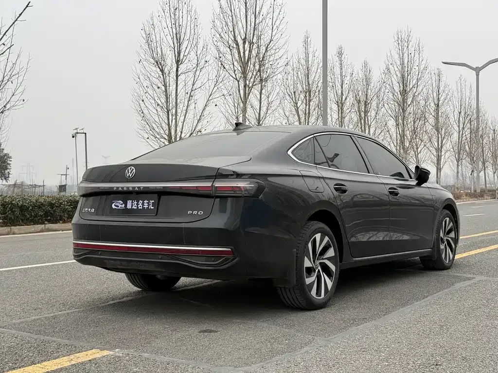 Volkswagen Passat 2025 из CN, фото 8