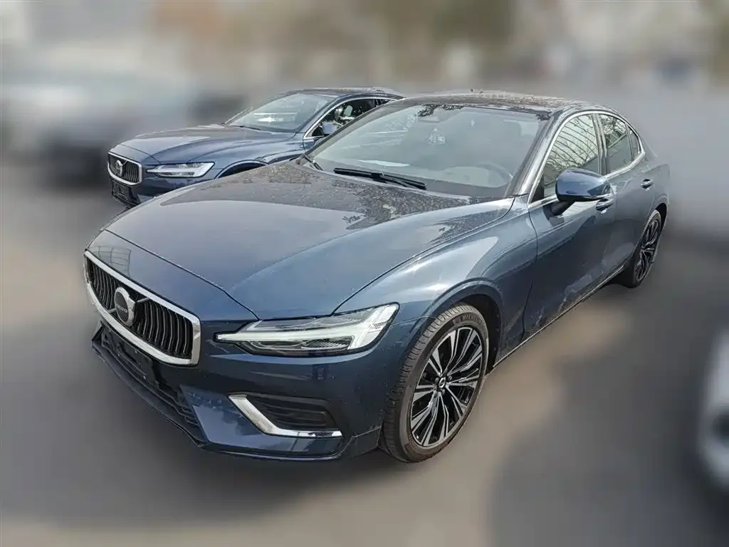 Volvo S60 2025 из CN, фото 6