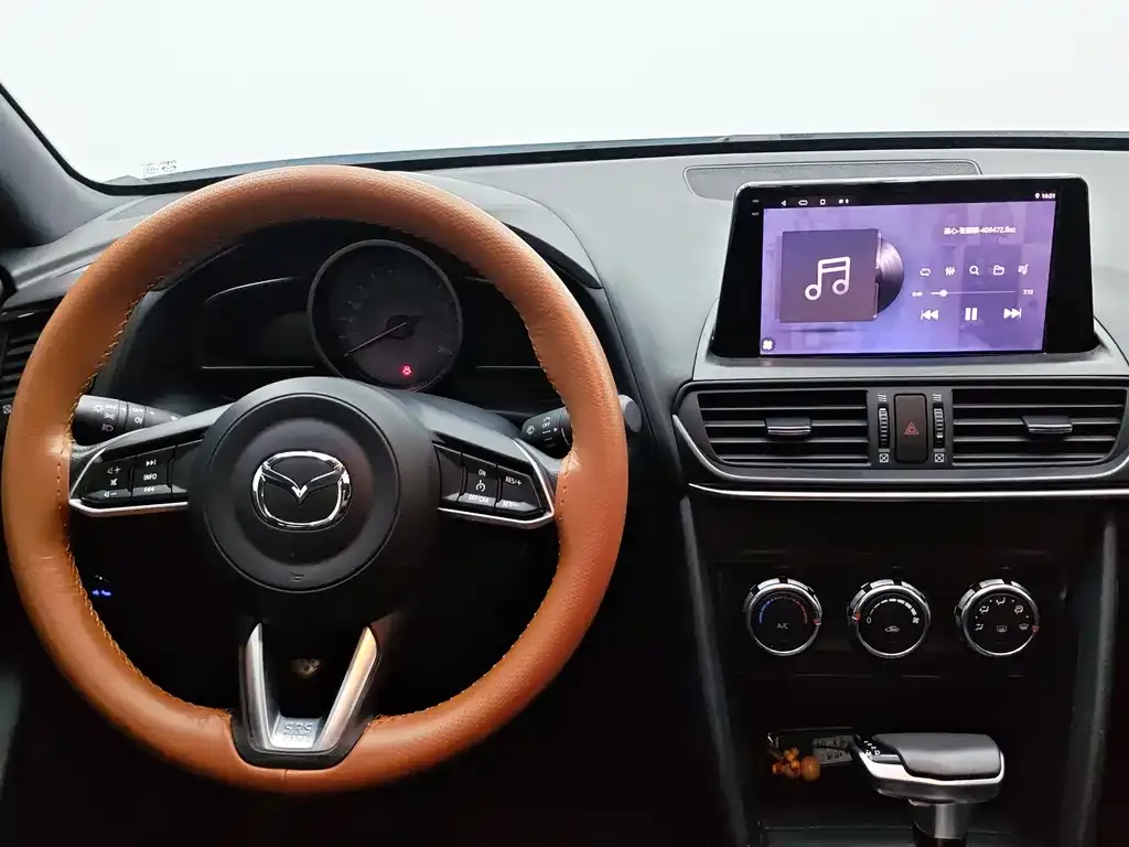 Mazda CX-4 2023 из CN, фото 8