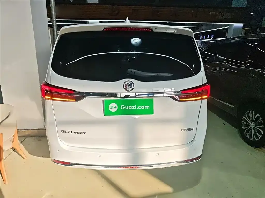 Buick GL8 2023 из CN, фото 6