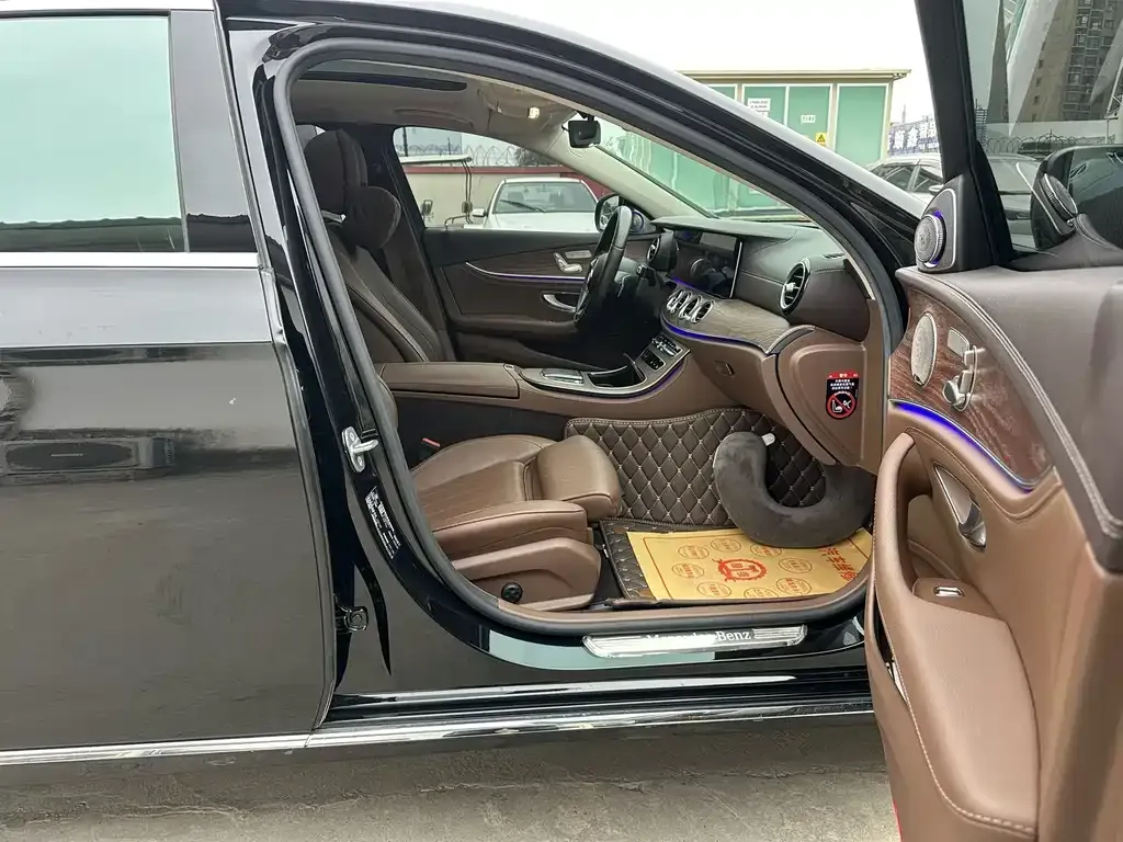 Mercedes-Benz E-Class 2022 из CN, фото 2