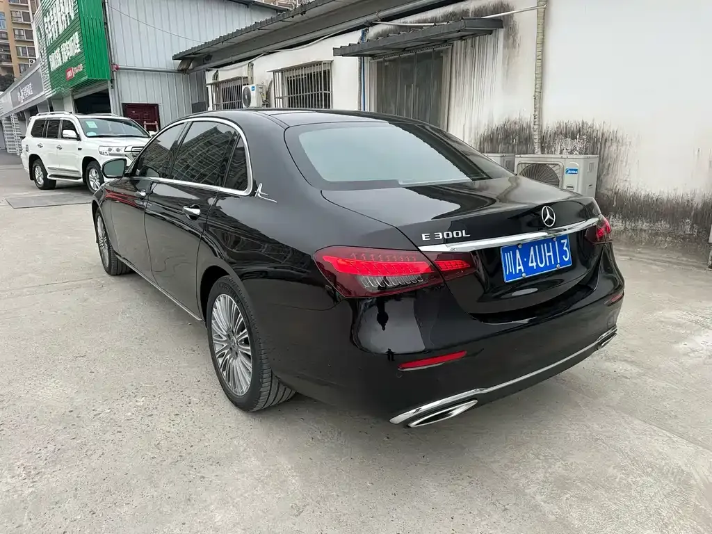 Mercedes-Benz E-Class 2022 из CN, фото 6