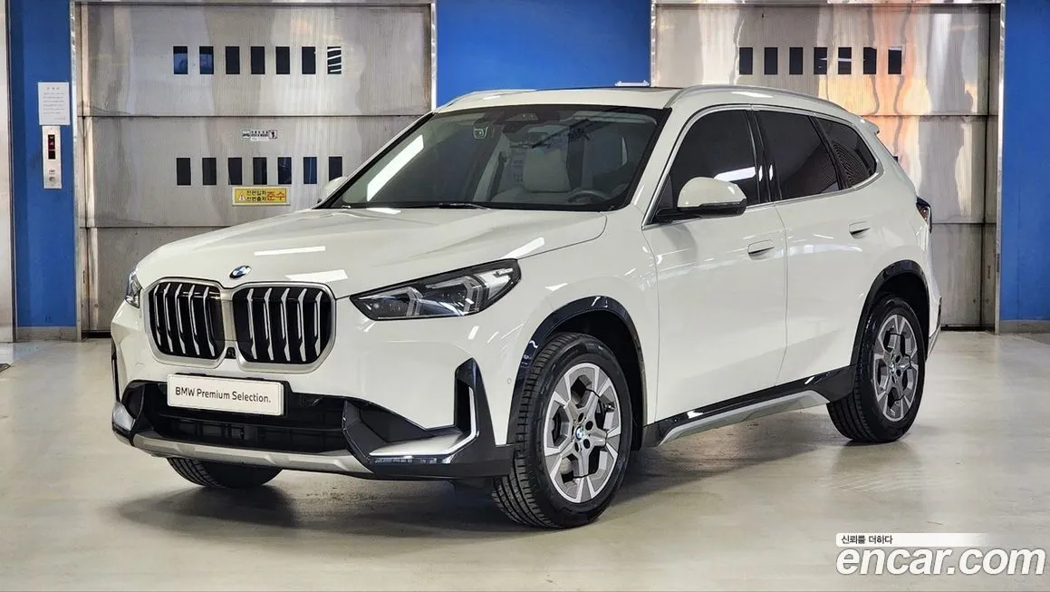 BMW X1 — фото 1