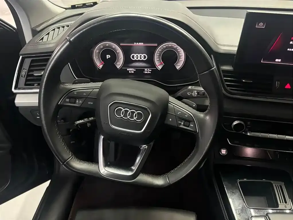 Audi Q5L 2023 из CN, фото 9