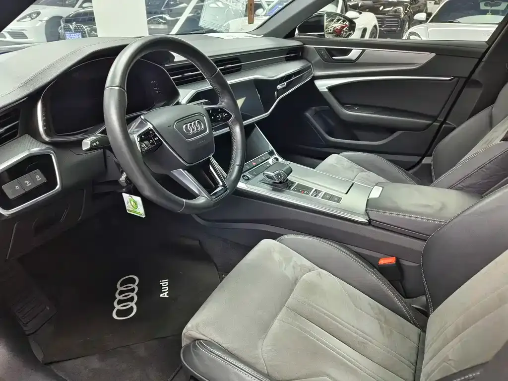 Audi A6L 2021 из CN, фото 10
