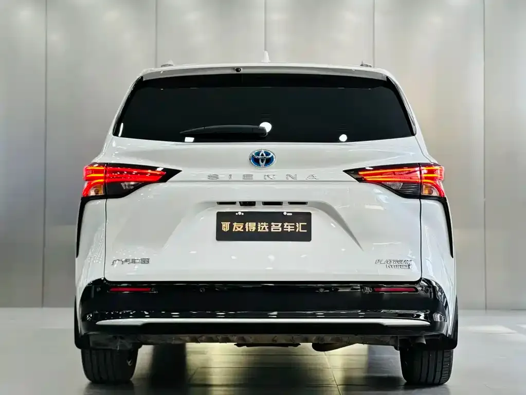 Toyota Sienna 2023 из CN, фото 5