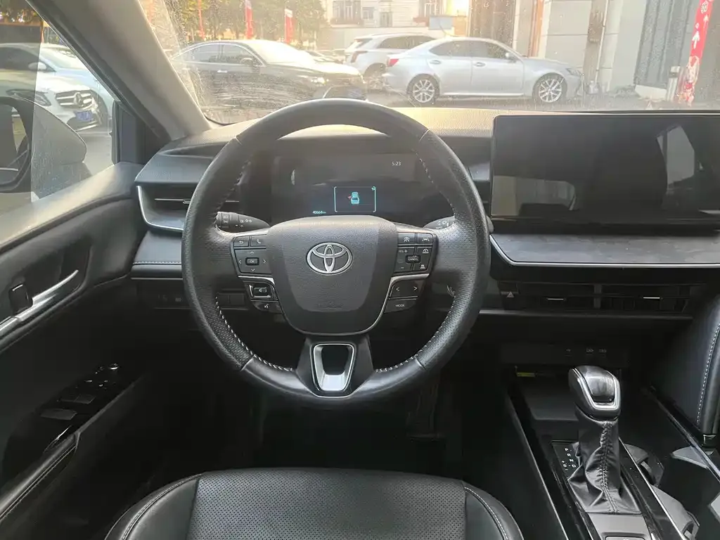 Toyota Camry 2024 из CN, фото 5