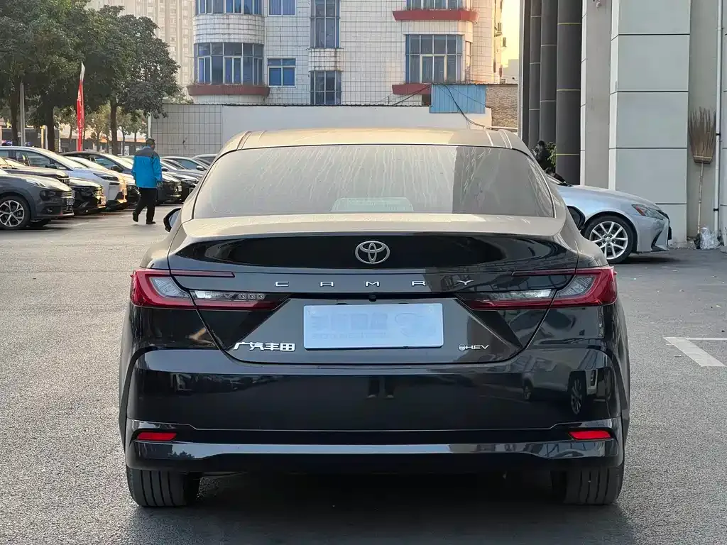 Toyota Camry 2024 из CN, фото 7
