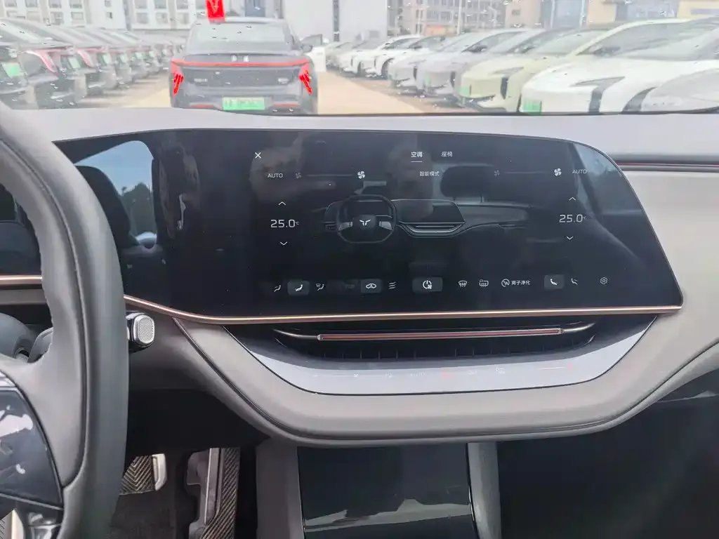 Hongqi EH7 — фото 2