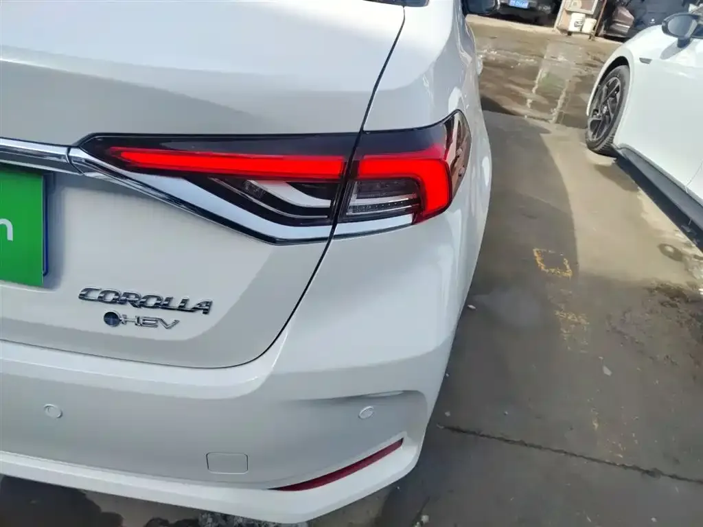 Toyota Corolla 2025 из CN, фото 3