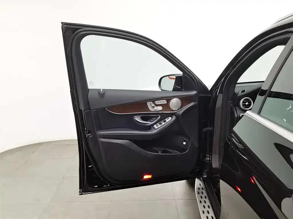 Mercedes-Benz GLC 2022 из CN, фото 8