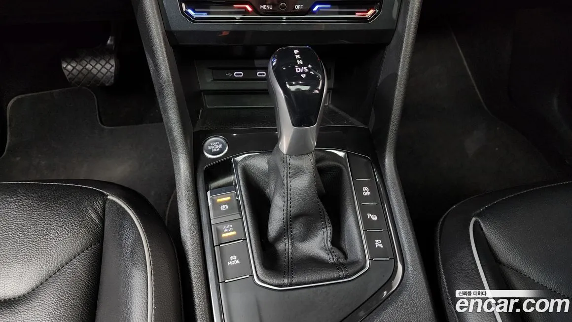 Volkswagen Tiguan 2021 из KR, фото 10