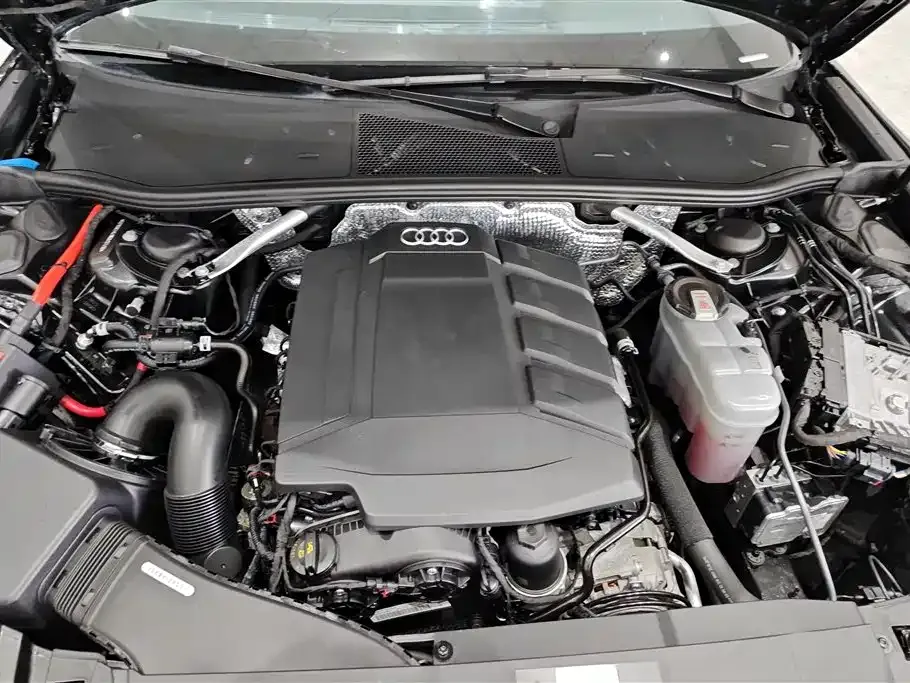 Audi A6L 2022 из CN, фото 8