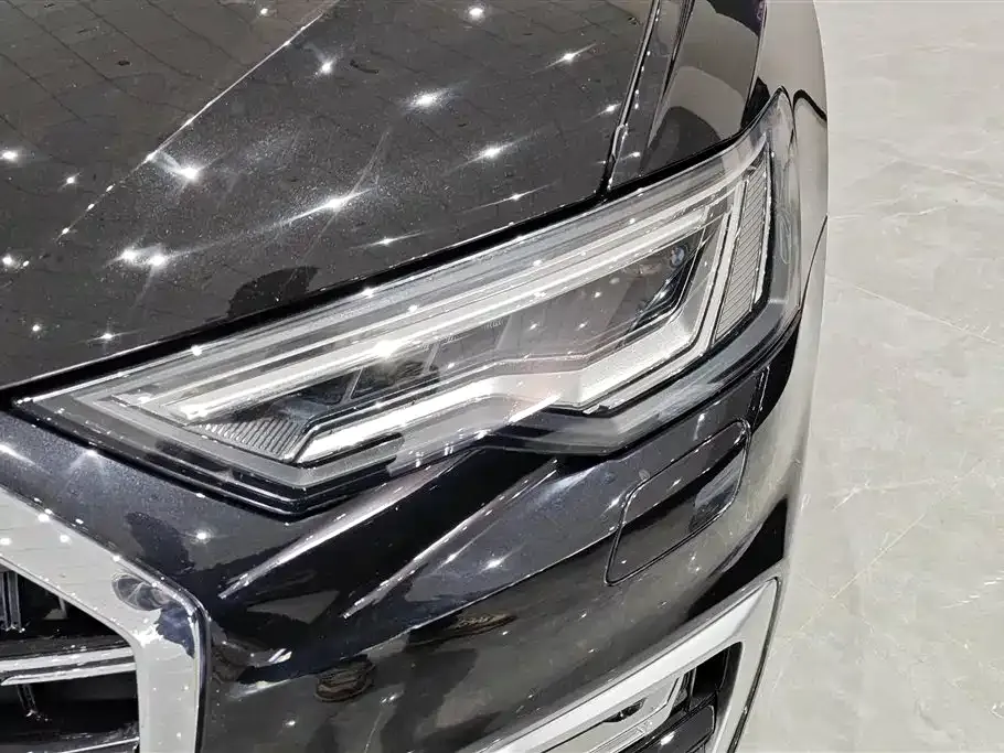 Audi A6L 2022 из CN, фото 10