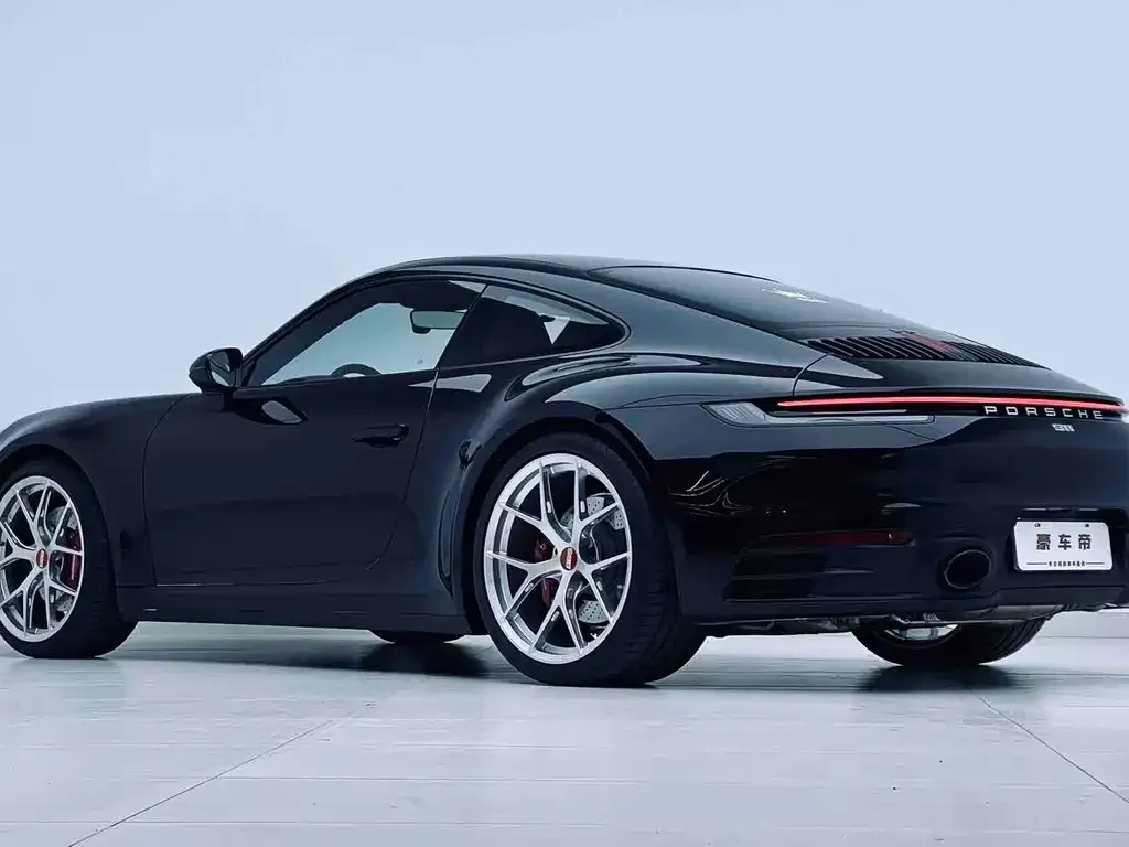 Porsche 911 2023 из CN, фото 5
