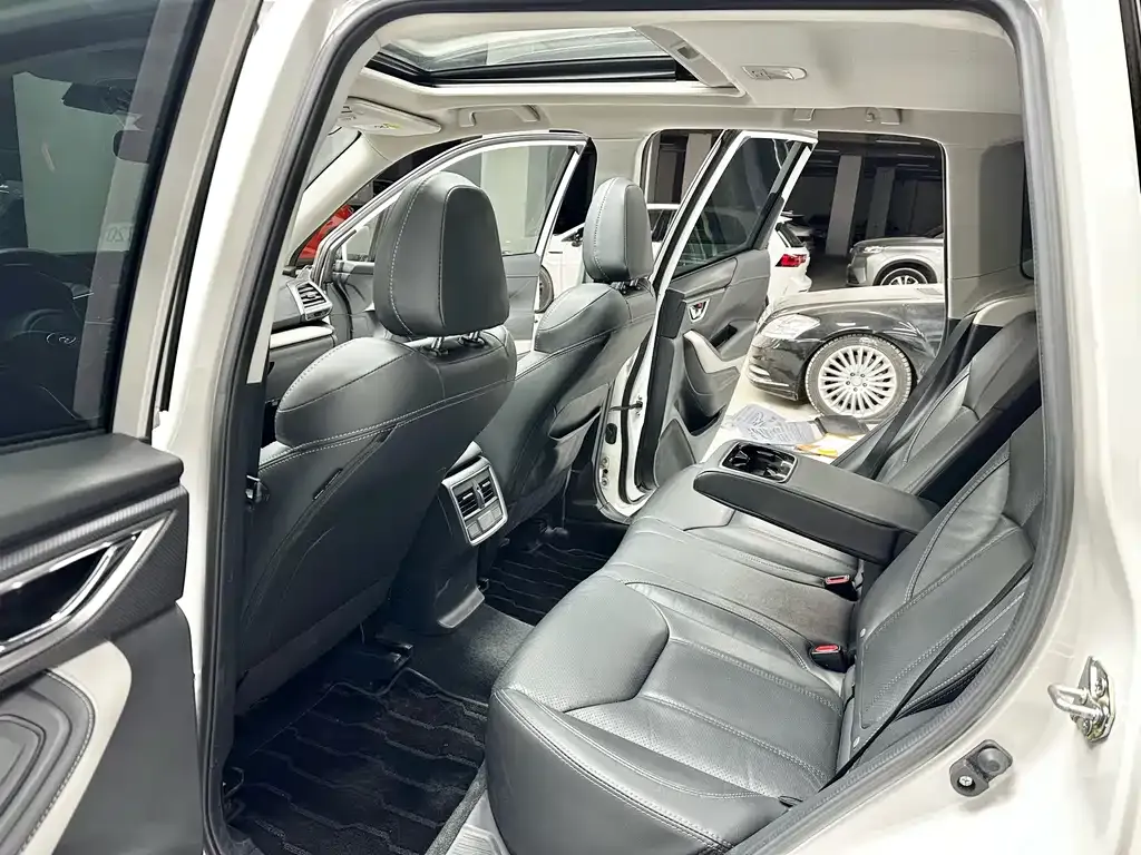 Subaru Forester 2022 из CN, фото 8