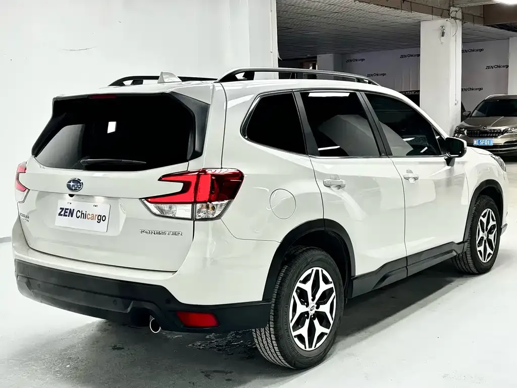 Subaru Forester 2022 из CN, фото 6