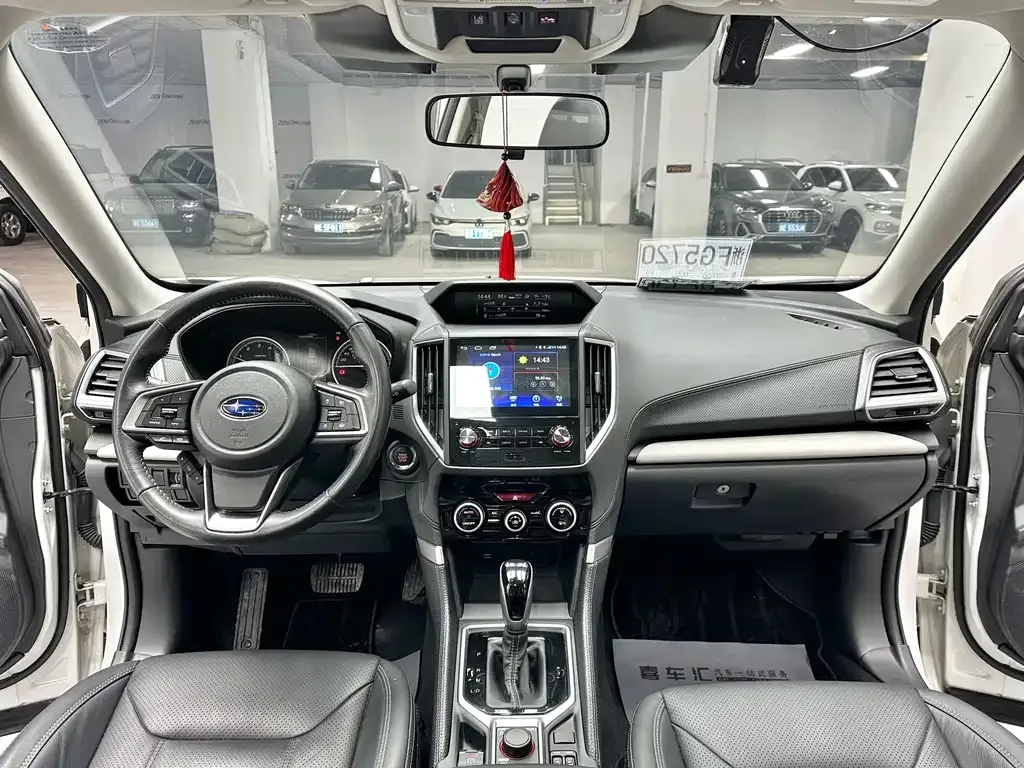 Subaru Forester 2022 из CN, фото 9