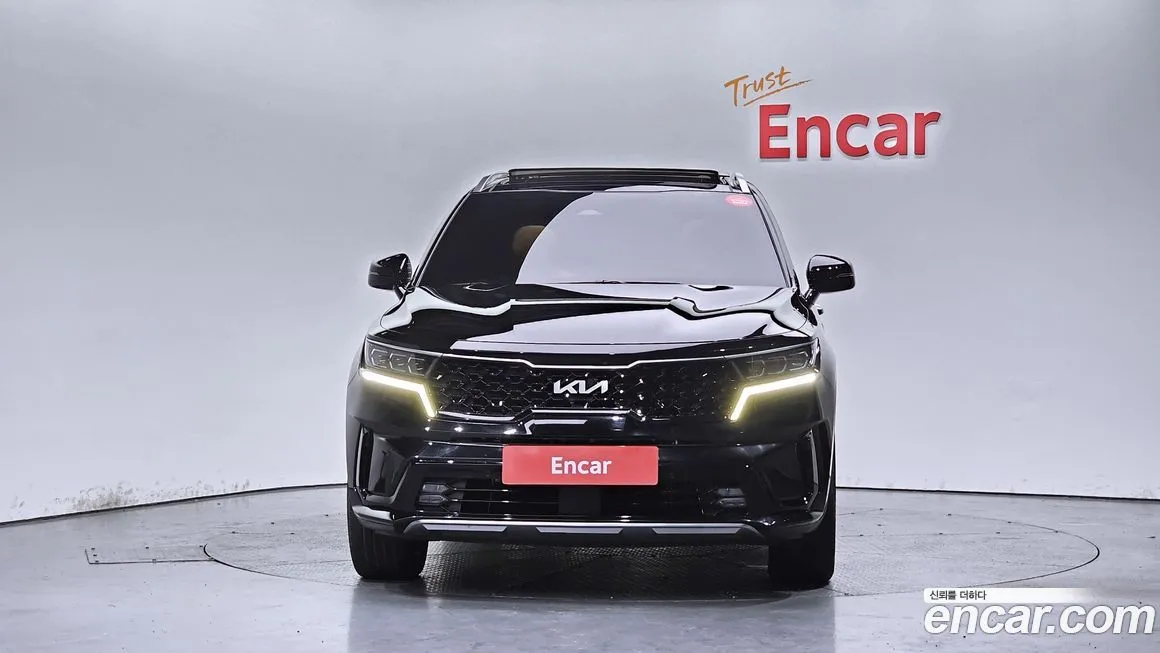 Kia Sorento — фото 8