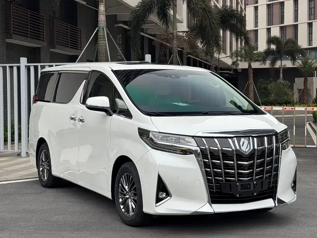 Toyota Alphard 2021 из CN, фото 9