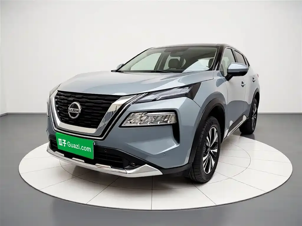 Nissan X-Trail — фото 1