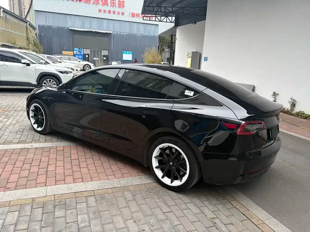 Tesla Model 3 2023 из CN, фото 10