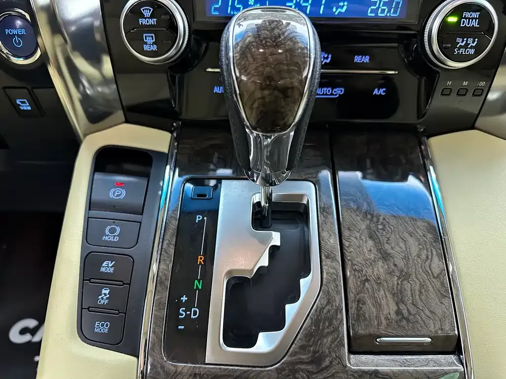 Toyota Alphard 2022 из CN, фото 8