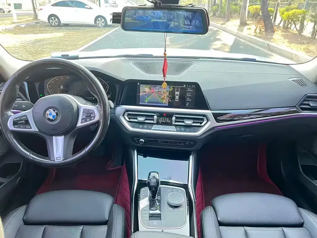 BMW 3 Series 2021 из CN, фото 2