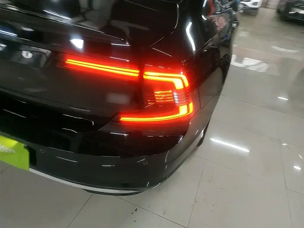 Volvo S90 2021 из CN, фото 3