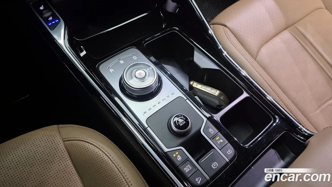 Kia Sorento — фото 10