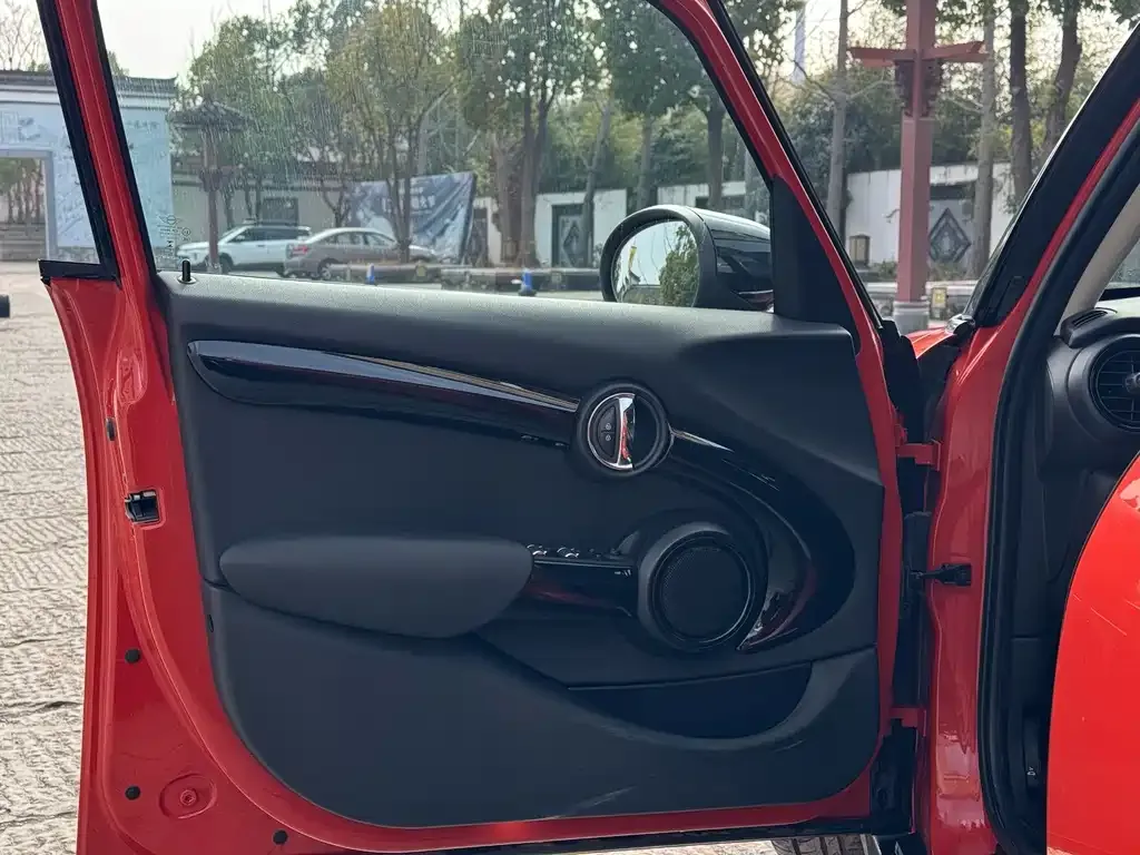 MINI Cooper (3-door) 2021 из CN, фото 9