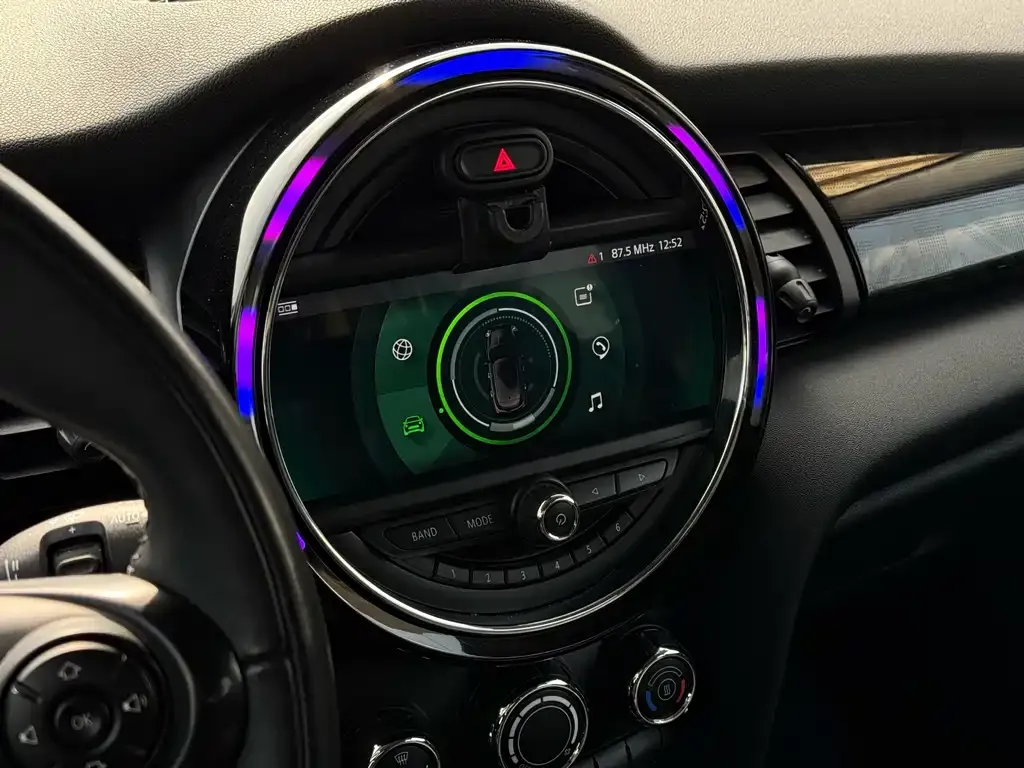 MINI Cooper (3-door) 2021 из CN, фото 2