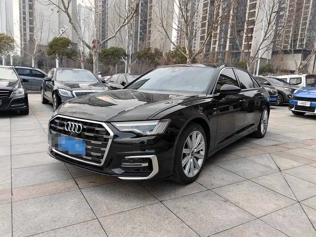 Audi A6L 2023 из CN, фото 1