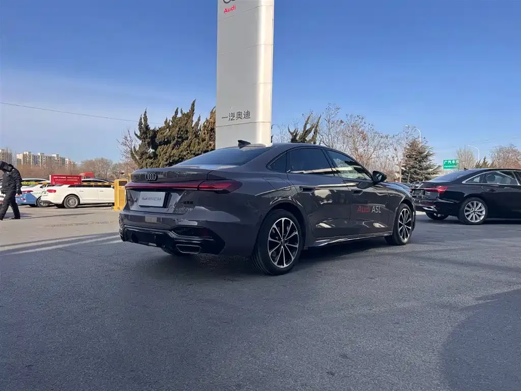 Audi A5L 2025 из CN, фото 4