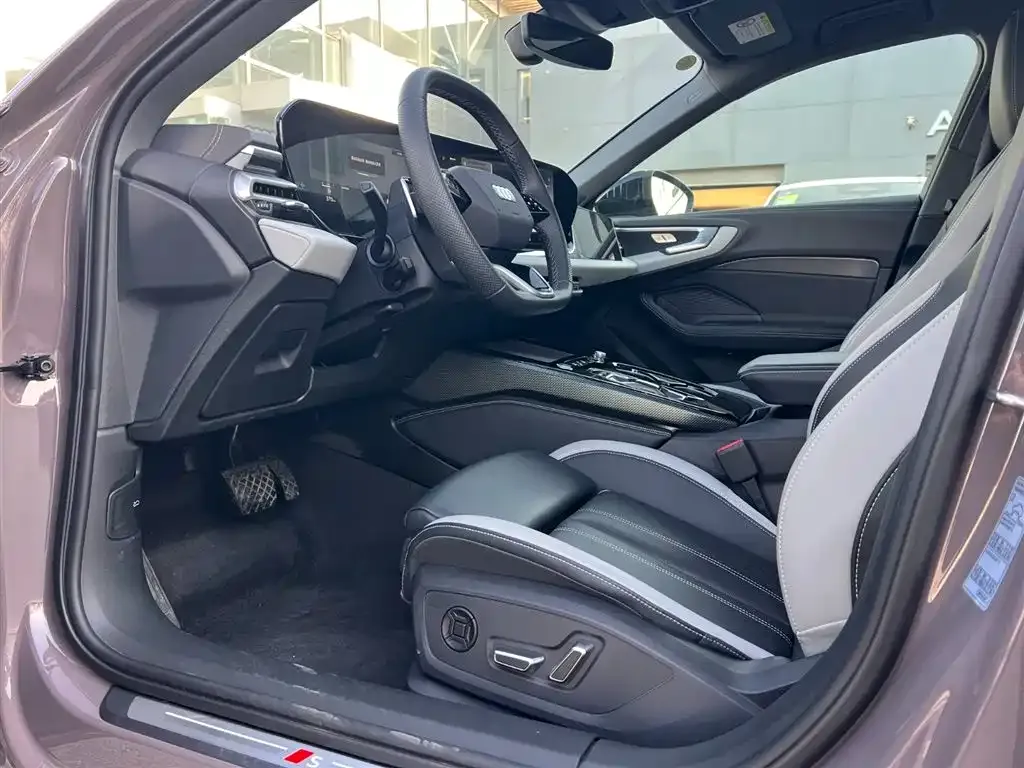 Audi A5L 2025 из CN, фото 9