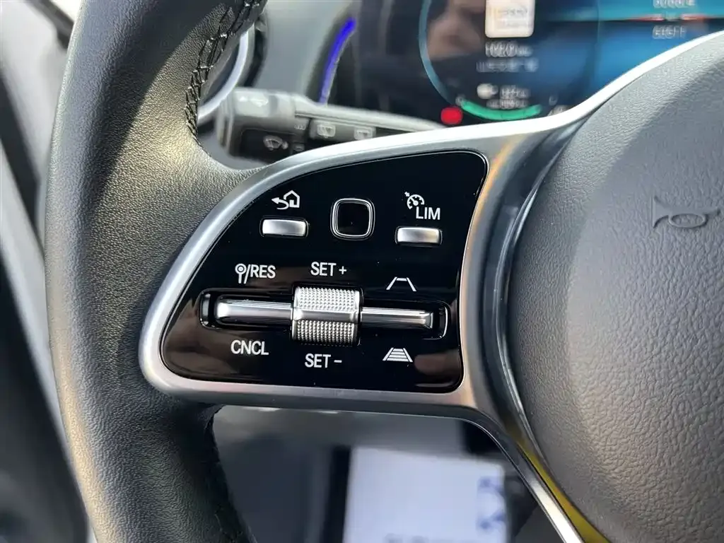 Mercedes-Benz EQB 2023 из CN, фото 9