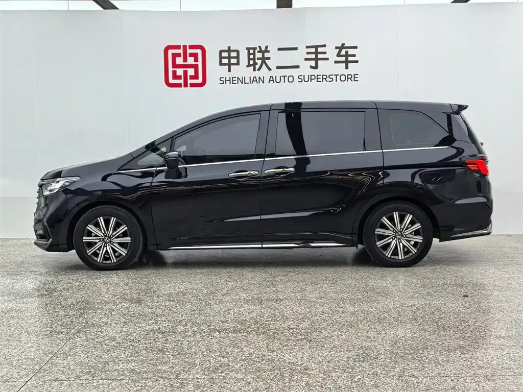 Honda Odyssey 2024 из CN, фото 5