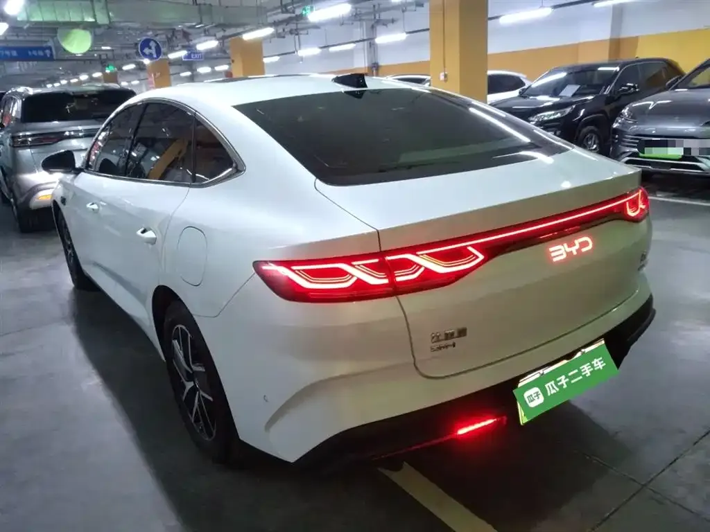 BYD Qin L — фото 9