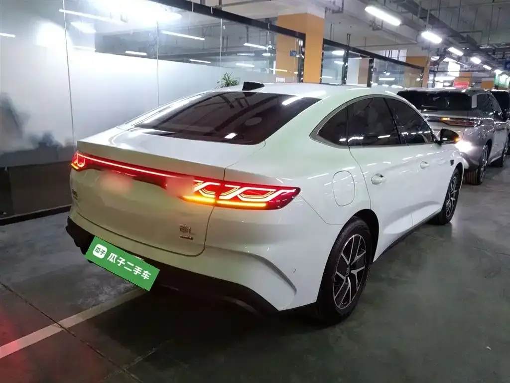 BYD Qin L — фото 2