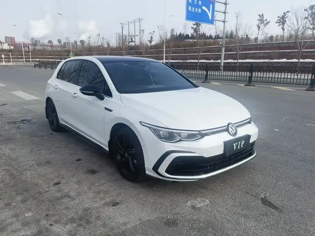 Volkswagen Golf 2022 из CN, фото 8