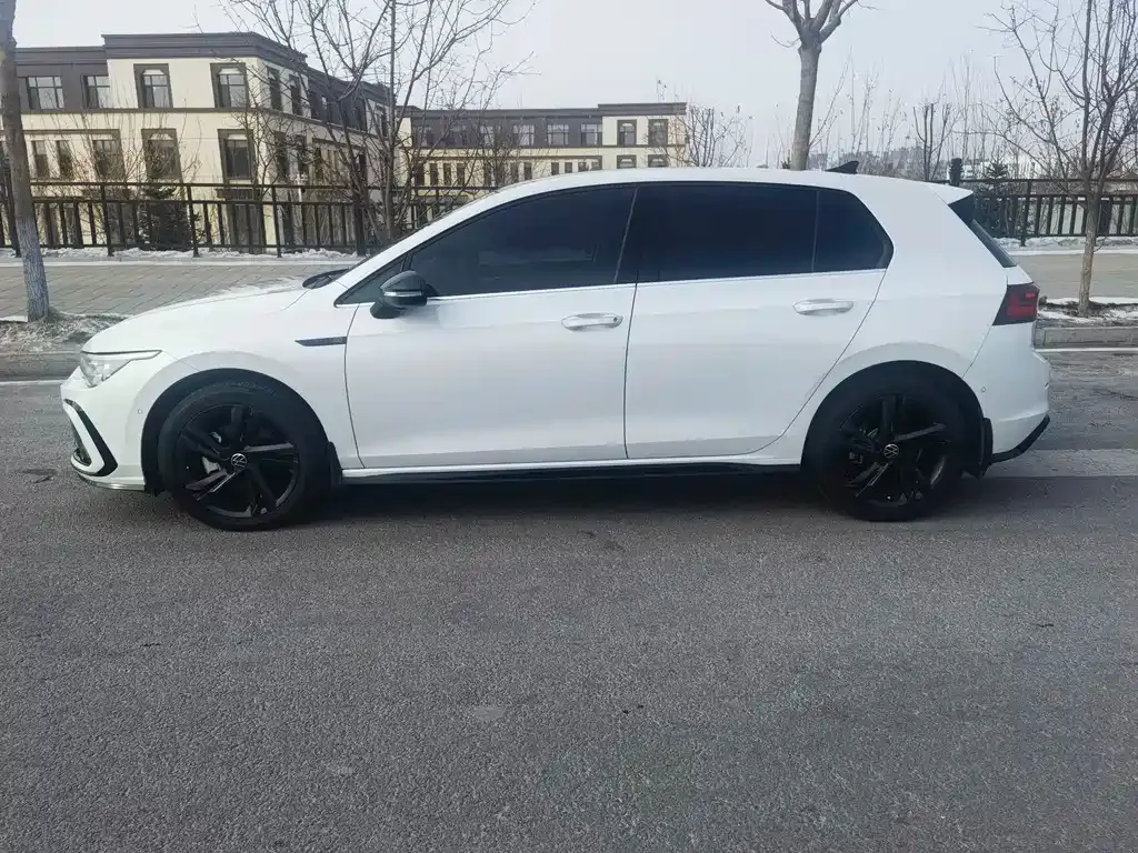 Volkswagen Golf 2022 из CN, фото 9