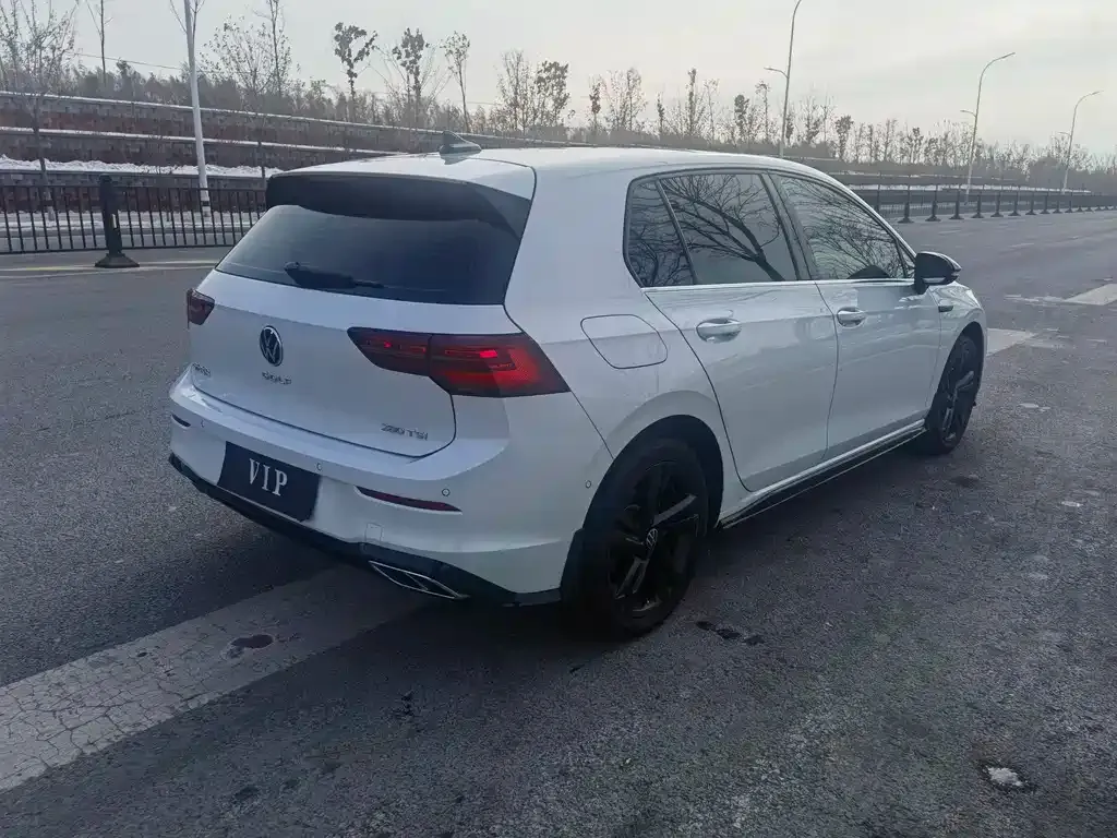 Volkswagen Golf 2022 из CN, фото 6