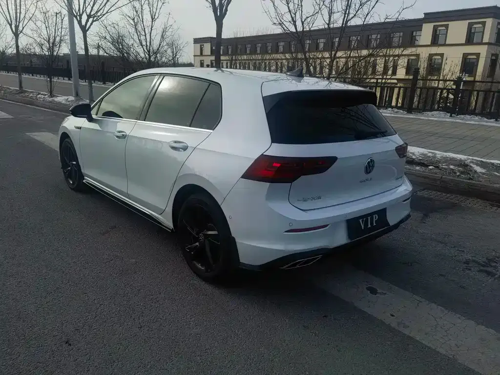Volkswagen Golf 2022 из CN, фото 7