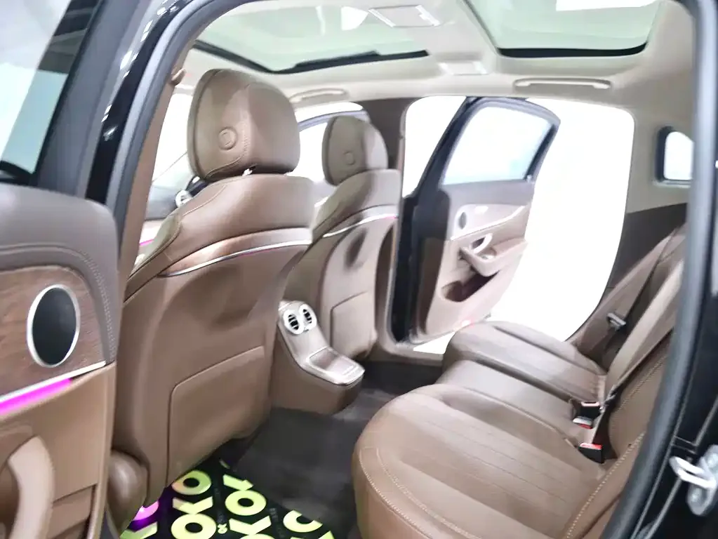Mercedes-Benz E-Class 2023 из CN, фото 3