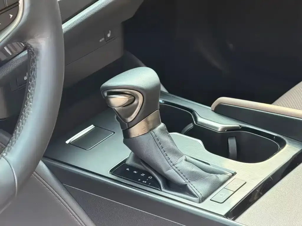 Lexus ES 2024 из CN, фото 4