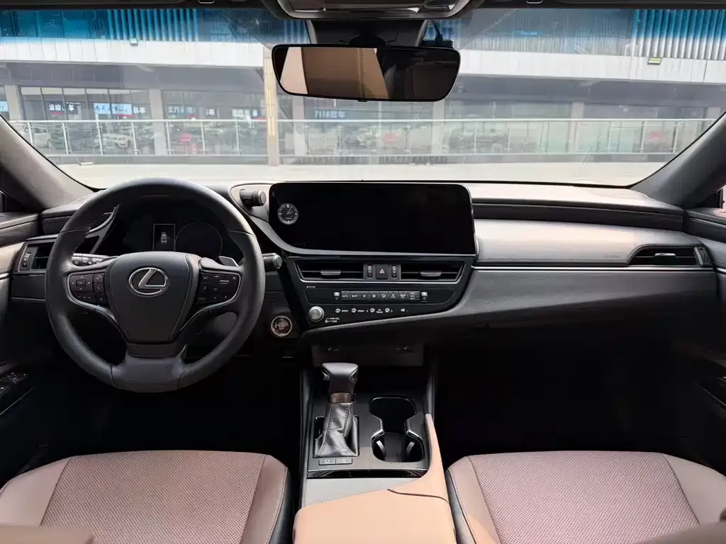 Lexus ES 2024 из CN, фото 9