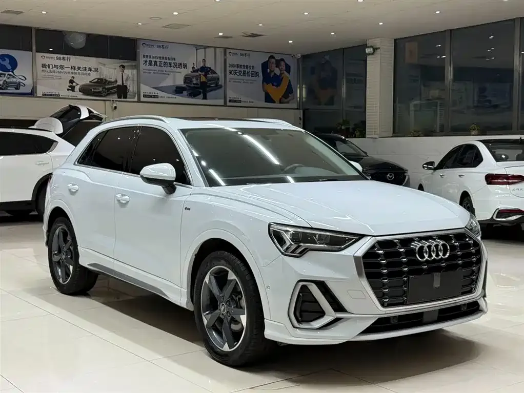 Audi Q3 2023 из CN, фото 4